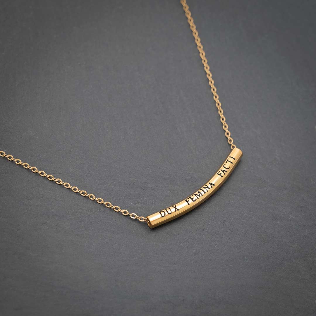 DUX FEMINA FACTI Necklace - Image 3