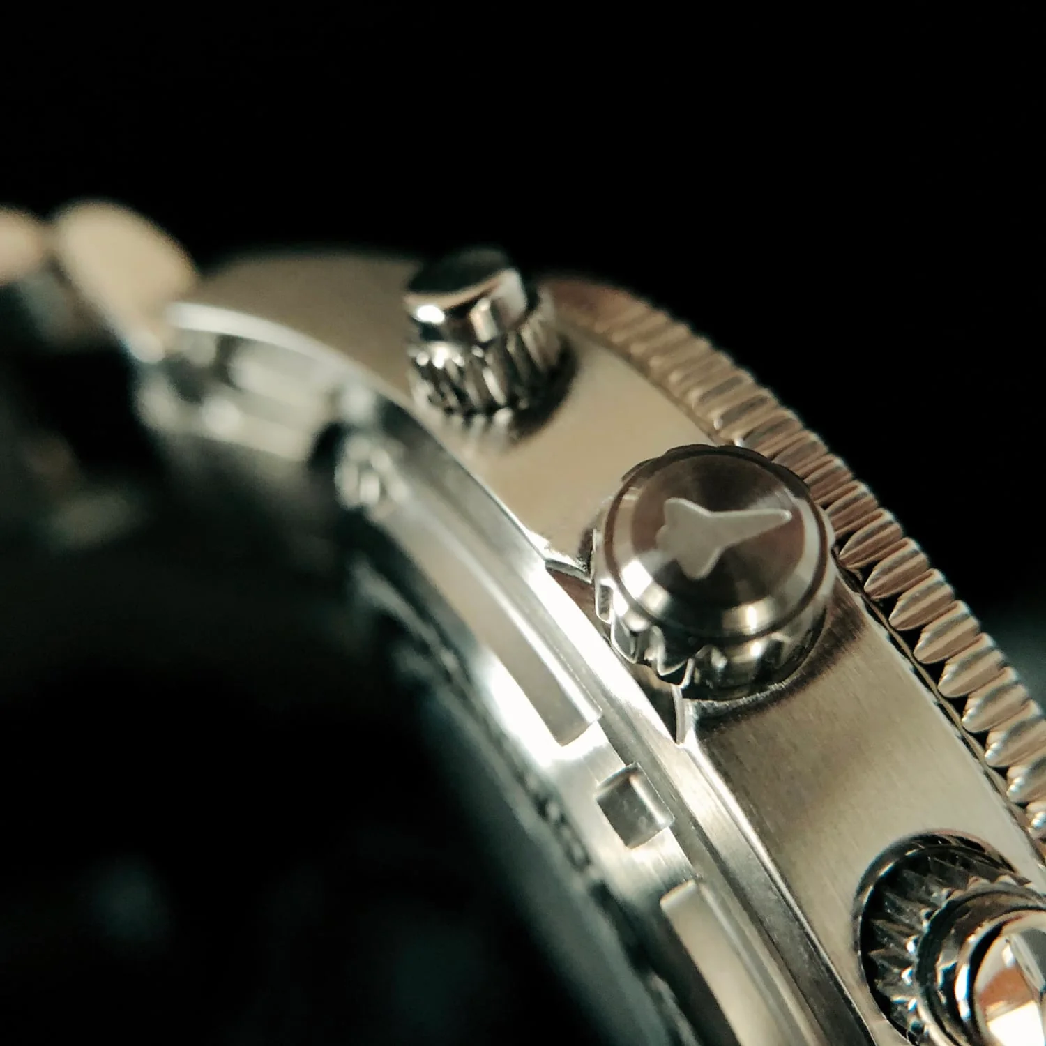 Space Shuttle Atlantis Tribute Watch - Stainless Steel, White Dial - Image 5